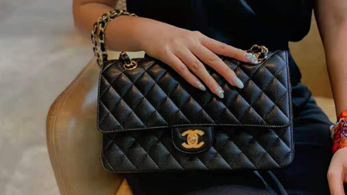 Hinh anh 3: Chiec tui Chanel Classic Flap nao phu hop voi ban?