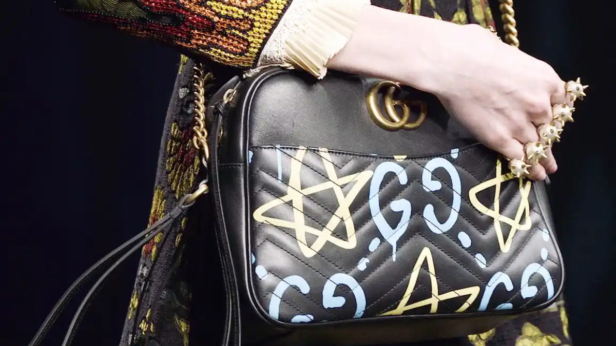 Hinh anh 1: Nhung chiec tui thiet ke collab mang tinh bieu tuong nhat (Phan 1)