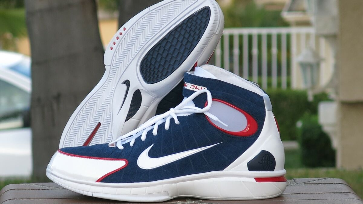 Hinh anh 9: Nhung doi giay the thao retro ma chung ta muon trong nam 2024