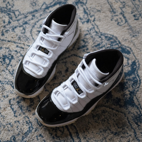 Giay Air Jordan 11 Retro 'Defining Moment Gratitude' 378038-170