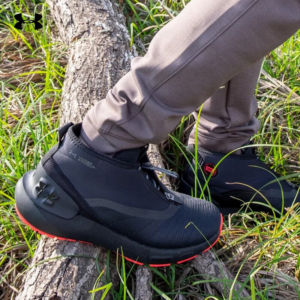 Giay Under Armour Phantom 3 Warm 'Black Red' 3026802-001