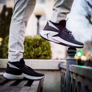 Giay Nike Air Jordan Fly Lockdown PFX 'Black' AO1550-010