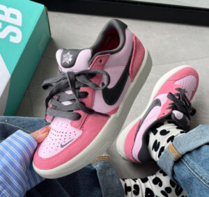 Giay Nike SB Force 58 ‘Barbie’ FN8894-621