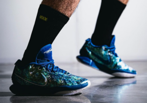 Giay Nike LeBron 21 'Abalone' FN0709-400