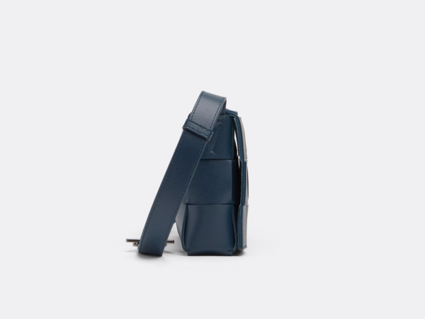 Tui Bottega Veneta Cassette 'Deep Blue' 708768V29E03110