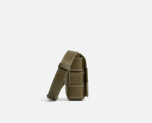 Tui Bottega Veneta Small Cassette 'Mud' 763686V39K02866