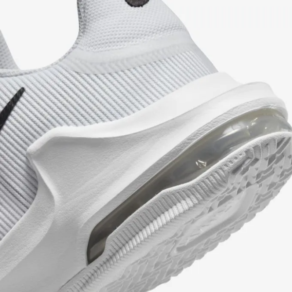 Giay Nike Air Max Impact 4 'White Black' DM1124-100