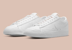 Giay Nike Blazer Low '77 'Triple White' DC4769-101