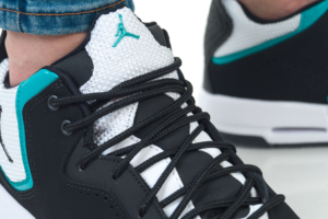 Giay Nike Air Jordan Courtside 23 GS 'Black Green' AR1002-003