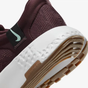 Giay Nike Serenity Run 2 'Burgundy Crush' DM0820-601