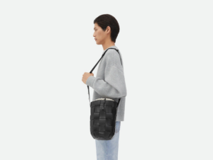 Tui Bottega Veneta Cassette Lantern 'Black' 765618VB1K08803