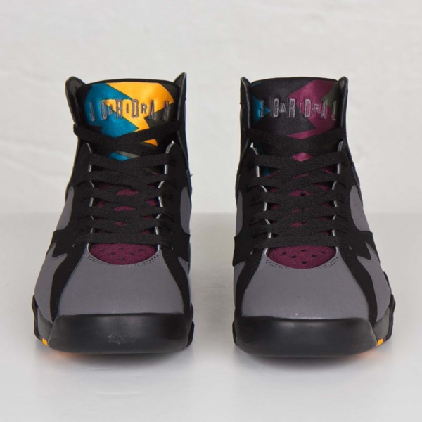 Giay Nike Air Jordan 7 Retro 'Bordeaux' 2015 304775-034