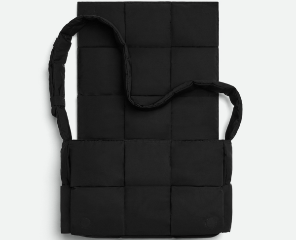 Tui Bottega Veneta Pillow Cassette 'Black' 743623V2ZN18803