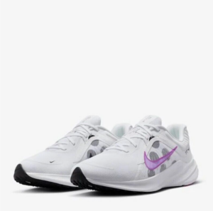 Giay Nike Quest 5 'Polka Dots' DD0204-102