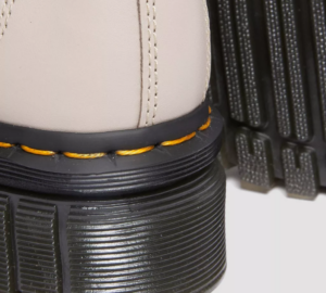 Giay Dr.Martens Audrick Nappa 'Vintage Taupe' 27148348