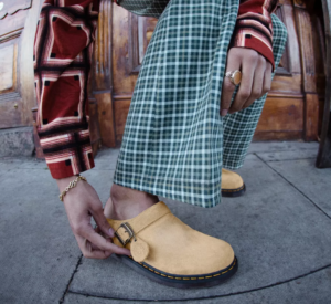 Giay Dr.Martens Isham Desert 'Parchment Beige' 30619289