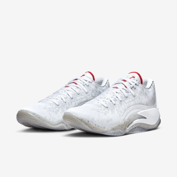 Giay Air Jordan Zion 3 PF 3 'Fresh Paint' DR0676-106