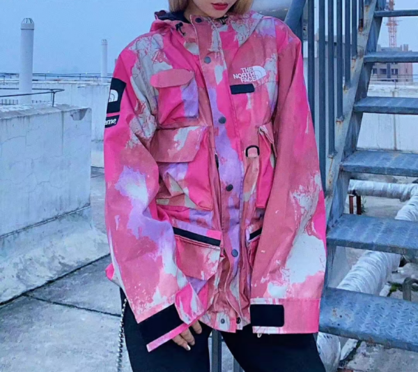 Ao Supreme x The North Face Cargo Jacket 'Pink' SUP-SS20-648
