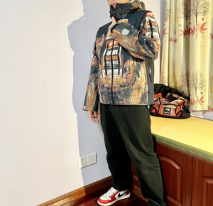 Ao Supreme x The North Face Week 13 'Seam' SUP-FW22-758