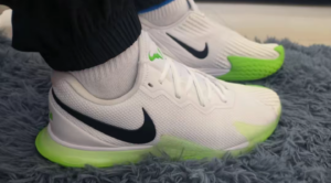 Giay Nike Court Zoom Vapor Cage 4 'White Green' DD1579-105