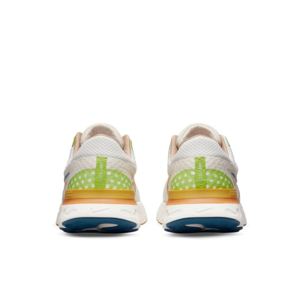 Giay Nike Infinity Run Flyknit 3 'Sail Hot Curry' DV1744-141