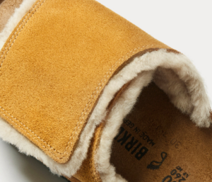 Dep Birkenstock x Stussy Solana Shearling Slide 'Caramel' 1027686