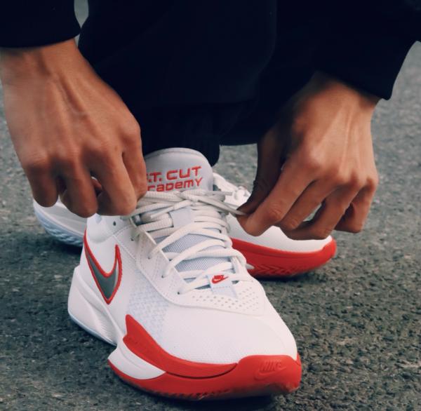 Giay Nike Air Zoom GT Cut Academy 'White Red' FB2599-101