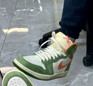 Giay Nike Air Jordan 1 High OG Craft Celadon FB9934-300