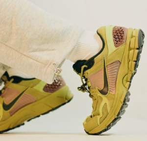 Giay Nike Zoom Vomero 5 'Pacific Moss' FJ1910-300