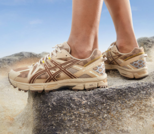 Giay Asics Gel-Kahana 8 'Brown' 1011B841-200