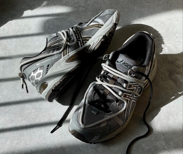 Giay Asics Gel-Kahana TR V2 'Grey Brown' 1203A259-021