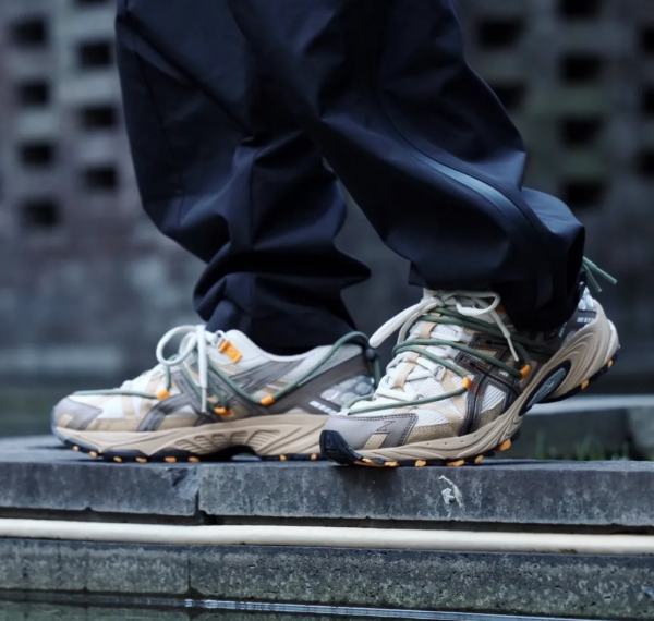 Giay Asics Gel-Kahana TR V2 'White Kahki Moss Green' 1203A259-200