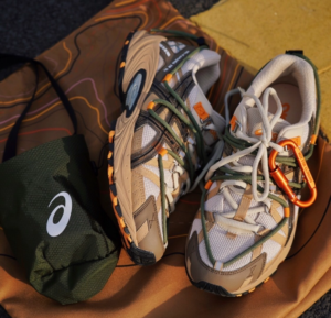 Giay Asics Gel-Kahana TR V2 'White Kahki Moss Green' 1203A259-200