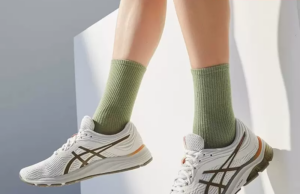 Giay Asics Gel-Pulse 11 'Creamwhite Brown' 1011B293-200