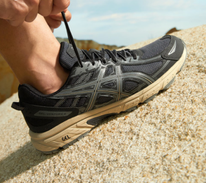 Giay Asics Gel Venture 6 Vintage 'Black' 1011B550-002