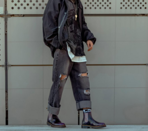 Giay Dr.Martens 2976 BT21 'Purple Black' 30892511