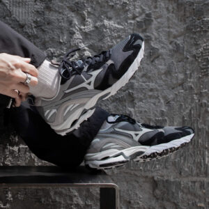 Giay Mizuno Wave Rider 10 'Dark Shadow' D1GA222612