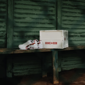 Giay Mizuno Wave Rider 10 x DOE 'White Red' D1GD201001