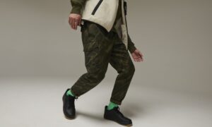 Giay Nike Air Force 1 '07 'Black Gum' DZ4404-001