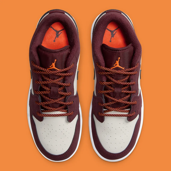 Giay Nike Air Jordan 1 Low GS 'Night Maroon' 553560-068