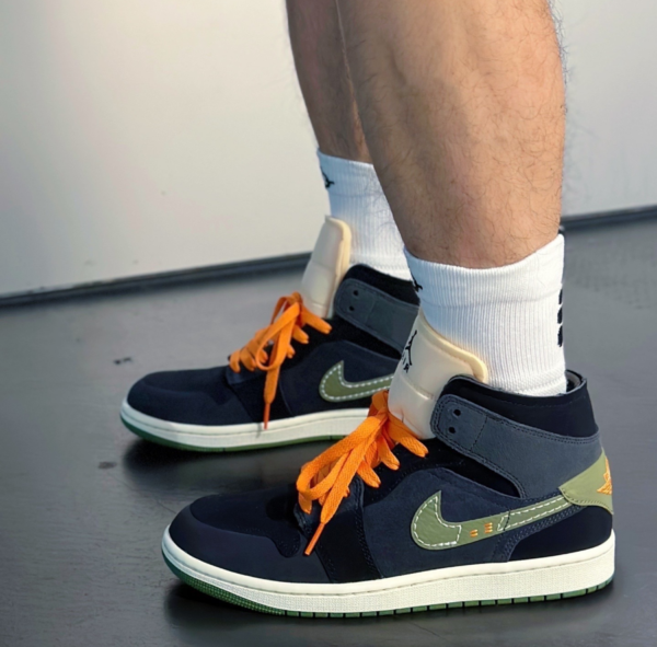 Giay Nike Air Jordan 1 Mid SE ‘Light Olive’ FD6817-003