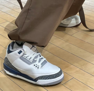 Giay Nike Air Jordan 3 Retro 'Midnight Navy' DM0967‑140