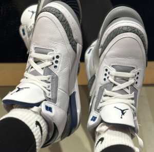 Giay Nike Air Jordan 3 Retro 'Midnight Navy' DM0967‑140