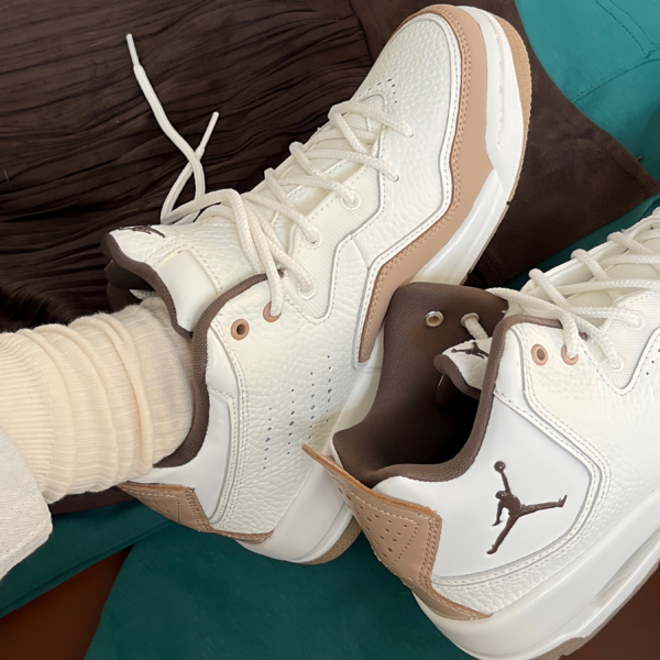 Giay Nike Air Jordan Courtside 23 'Beige Brown' FQ6861-121