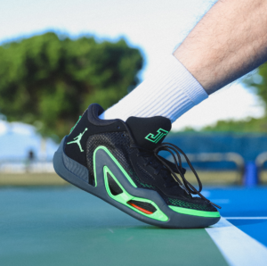 Giay Nike Air Jordan Tatum 1 ‘Home Team’ DZ3330-003