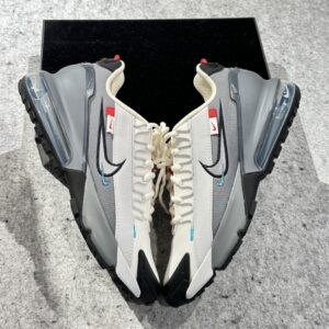 Giay Nike Air Max Pulse Roam 'White Metallic Silver' FZ5048-100