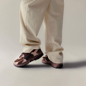 Giay Nike Zoom Vomero 5 'Plum Eclipse' FV1166-200