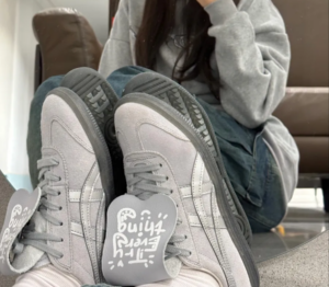 Giay Onitsuka Tiger Tokuten 'Grey Silver' 1183A907-021-1