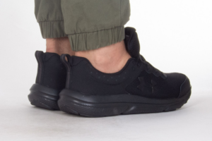 Giay Under Armour Charged Assert 10 'Black' 3026175-004