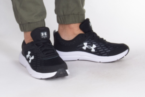 Giay Under Armour Charged Assert 10 'Black White' 3026175-001